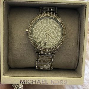 Micheal kors rhinestone watch